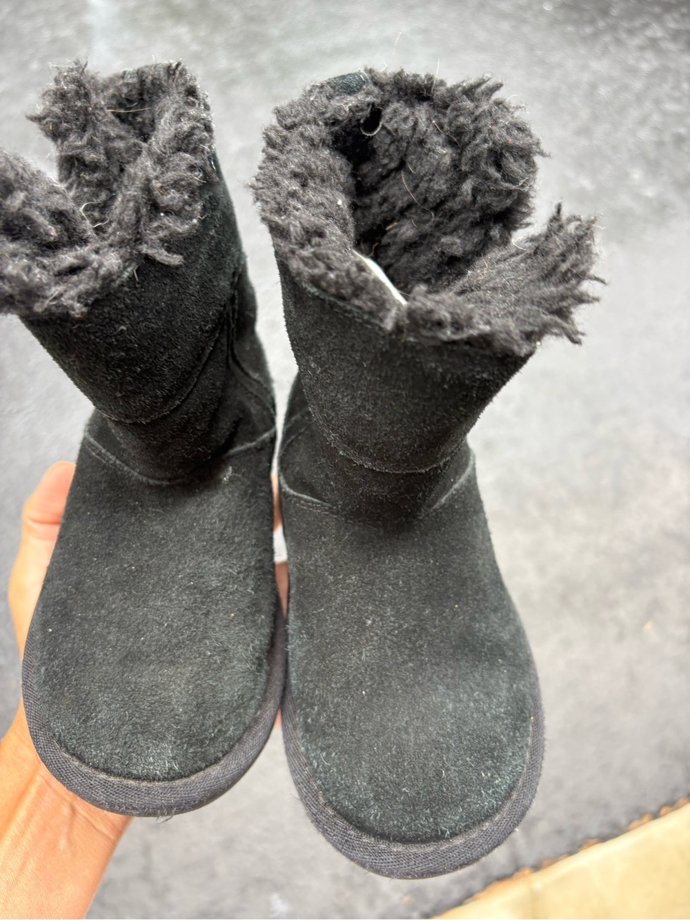 9 toddler black Kookaburra by Ugg Boots